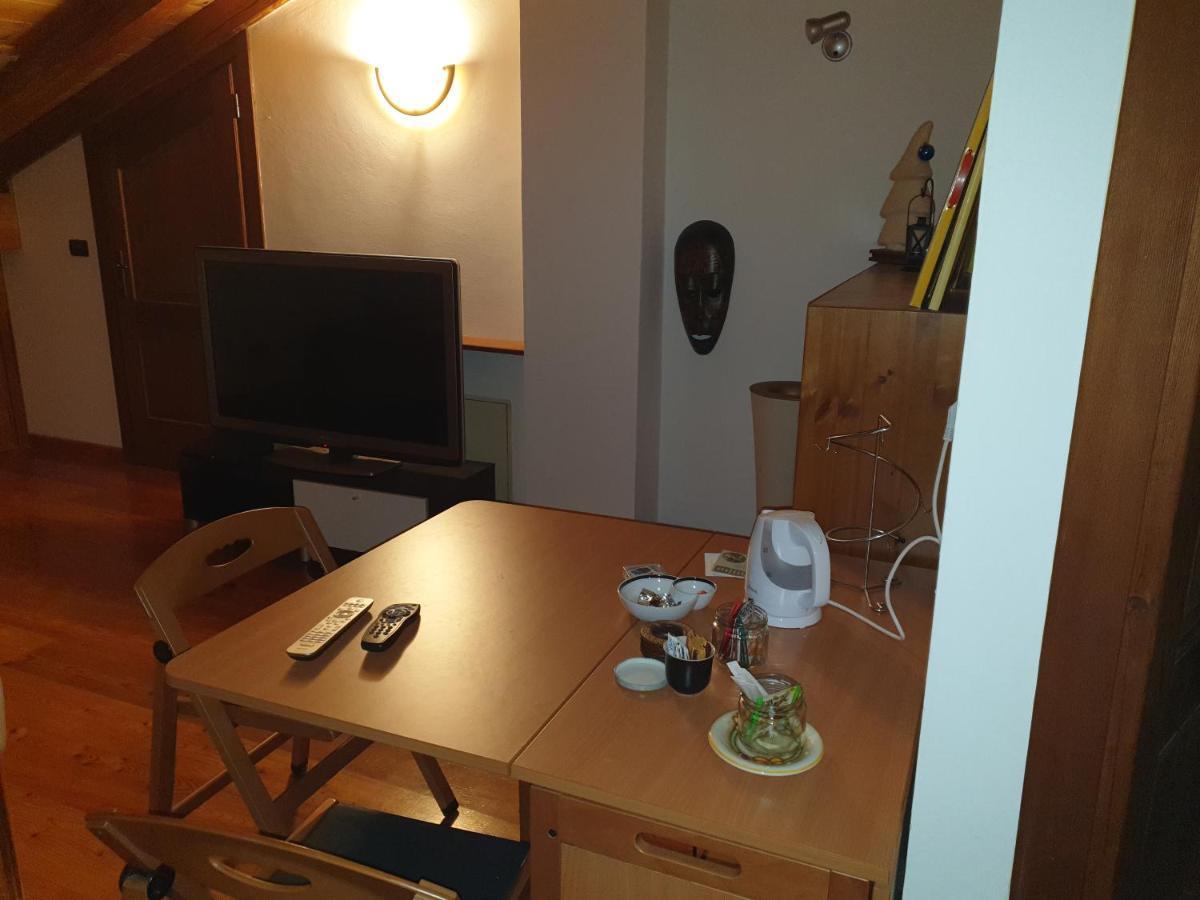 Mansarda Chanoux Cir N 0027 Châtillon Buitenkant foto